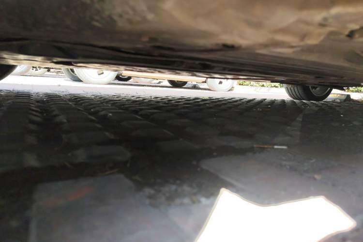 Used Mercedes-Benz C-Class New Energy 2023 C 350 eL Chassis Front Left