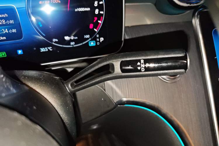 Used Mercedes-Benz C-Class New Energy 2023 Second Facelift C 350 eL Gear Lever