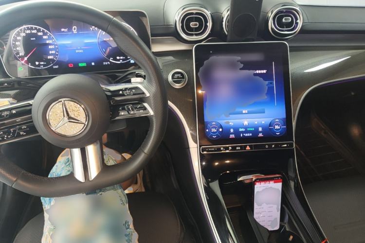 Used Mercedes-Benz C-Class New Energy 2023 C 350 eL Center Console
