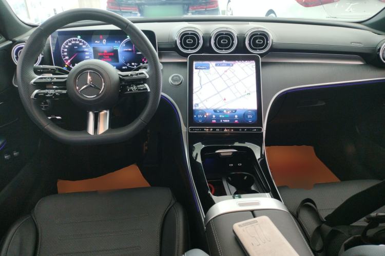 Used Mercedes-Benz C-Class New Energy 2023 C 350 eL Center Console