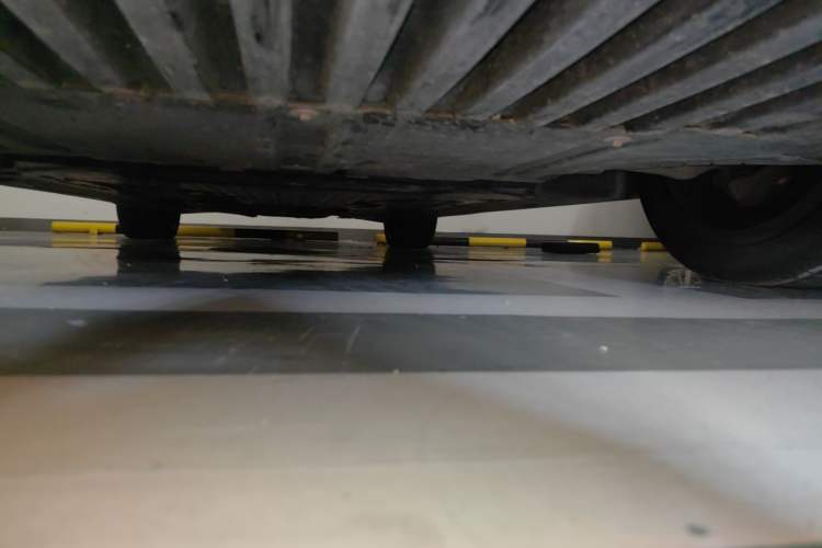 Used Mercedes-Benz C-Class New Energy 2023 C 350 eL Chassis Front