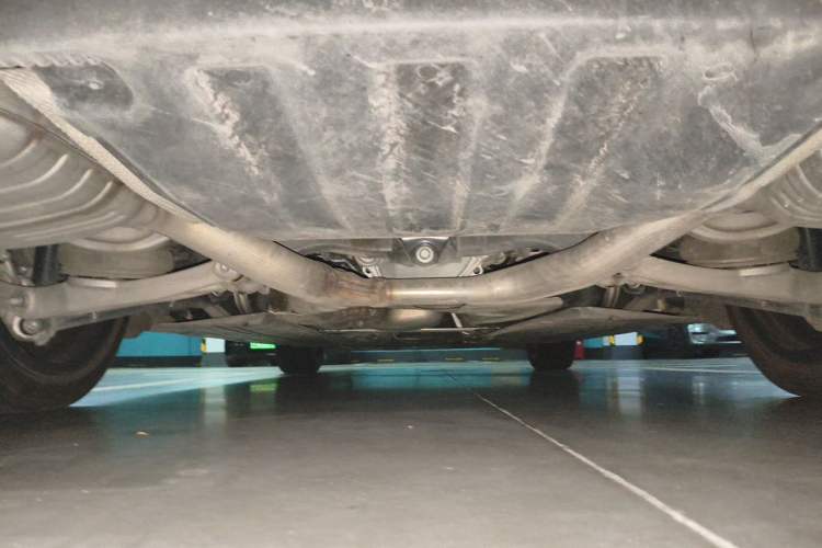 Used Mercedes-Benz C-Class New Energy 2023 C 350 eL Chassis Rear