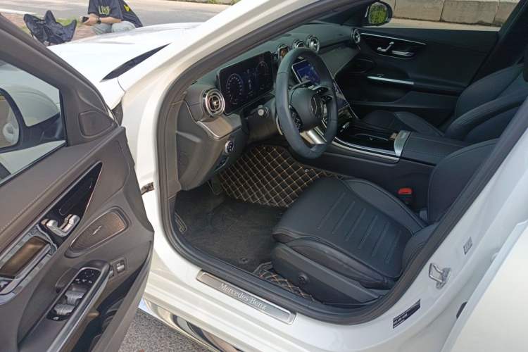 Used Mercedes-Benz C-Class New Energy 2023 C 350 eL Driver Seat