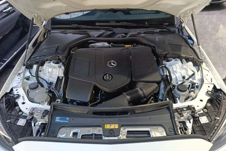 Used Mercedes-Benz C-Class New Energy 2023 Second Facelift C 350 eL Engine Bay