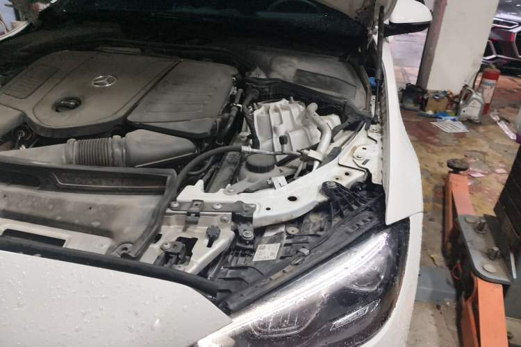 Used Mercedes-Benz C-Class New Energy 2023 C 350 eL Engine Bay Left