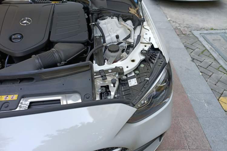 Used Mercedes-Benz C-Class New Energy 2023 Facelift C 350 eL Engine Bay Left
