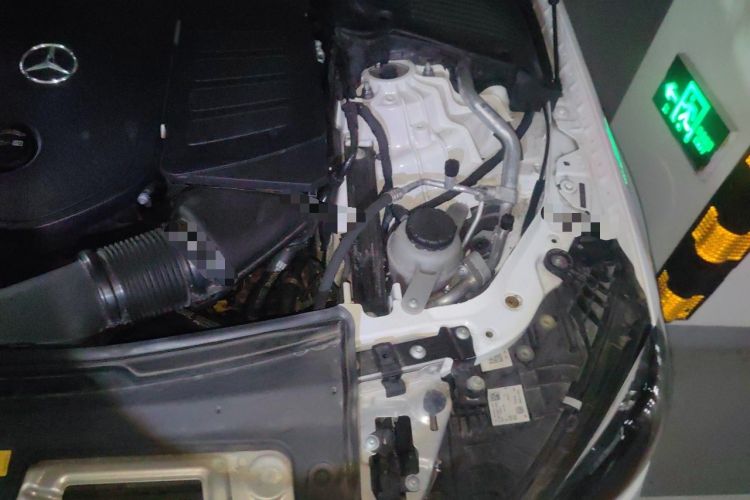 Used Mercedes-Benz C-Class New Energy 2023 C 350 eL Engine Bay Left