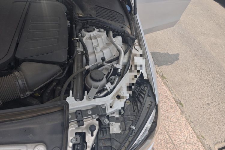 Used Mercedes-Benz C-Class New Energy 2023 Facelift C 350 eL Engine Bay Left
