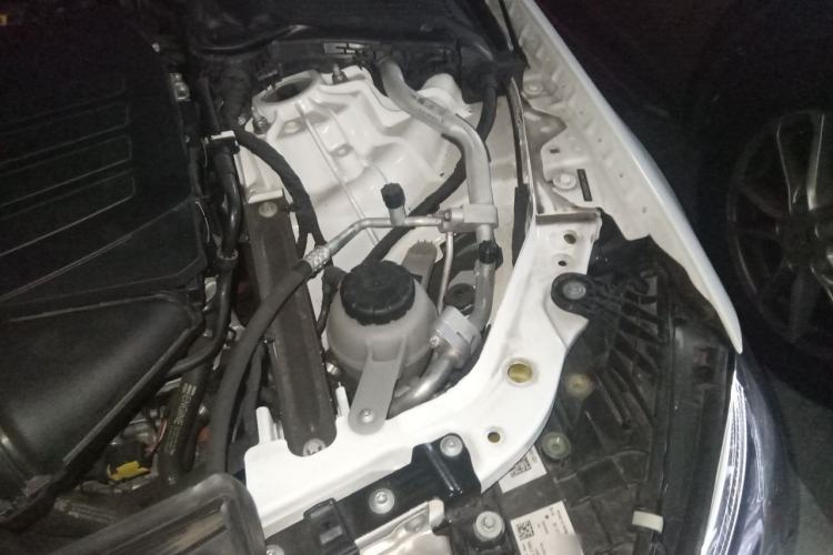 Used Mercedes-Benz C-Class New Energy 2023 Facelift C 350 eL Engine Bay Left