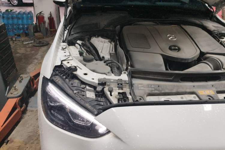 Used Mercedes-Benz C-Class New Energy 2023 C 350 eL Engine Bay Right