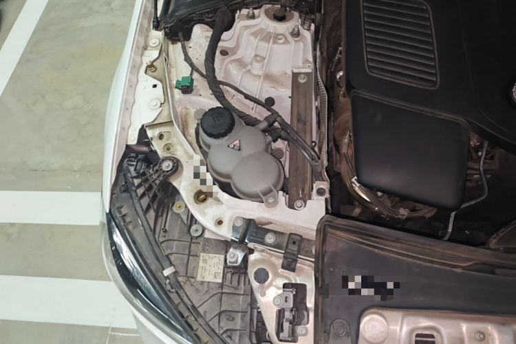 Used Mercedes-Benz C-Class New Energy 2023 Facelift C 350 eL Engine Bay Right