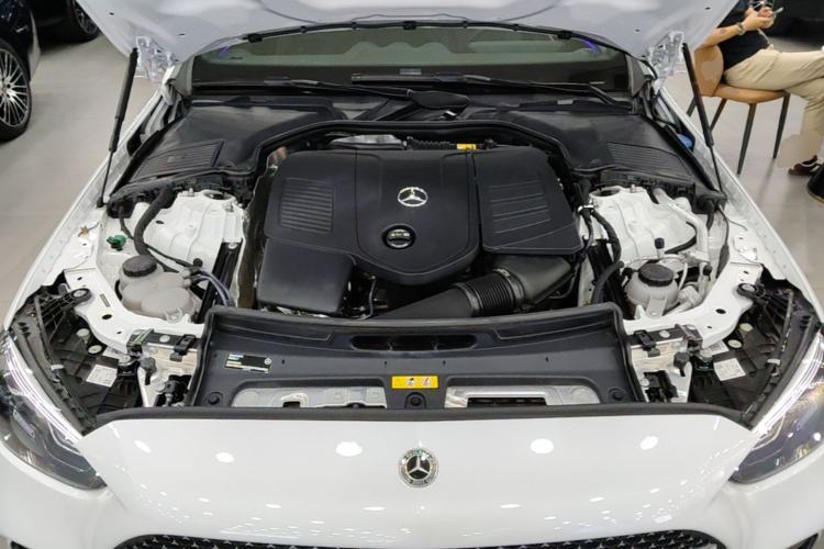 Used Mercedes-Benz C-Class New Energy 2023 Second Facelift C 350 eL Engine Bay