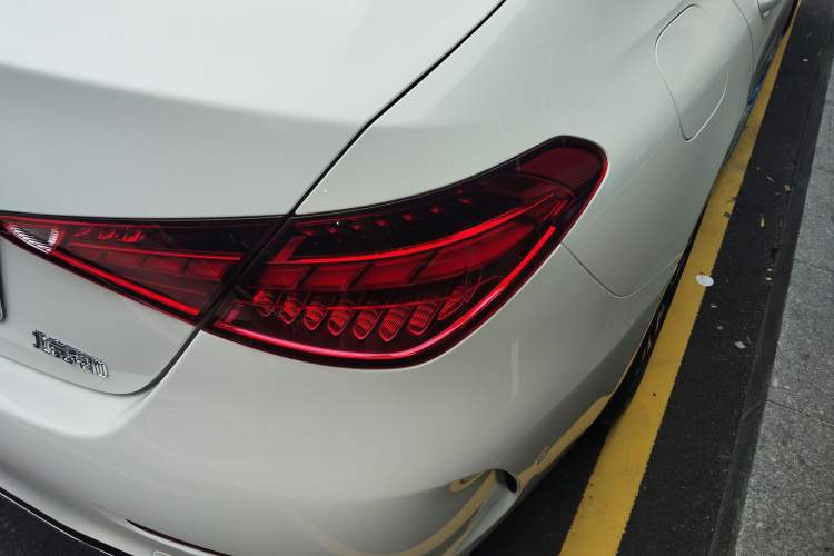 Used Mercedes-Benz C-Class New Energy 2023 C 350 eL Exterior 3