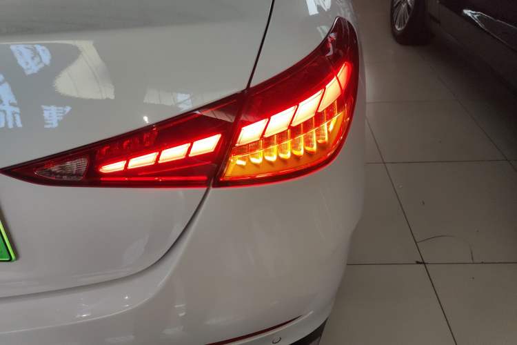 Used Mercedes-Benz C-Class New Energy 2023 C 350 eL Exterior 6