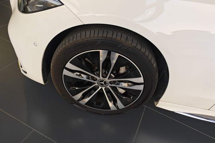 Used Mercedes-Benz C-Class New Energy 2023 Second Facelift C 350 eL Exterior 7