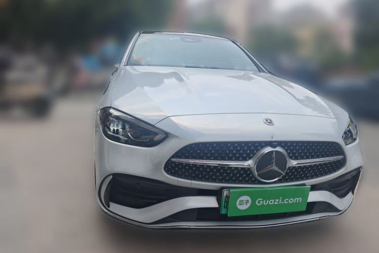 Used Mercedes-Benz C-Class New Energy 2023 Facelift C 350 eL Front Right 45 Deg