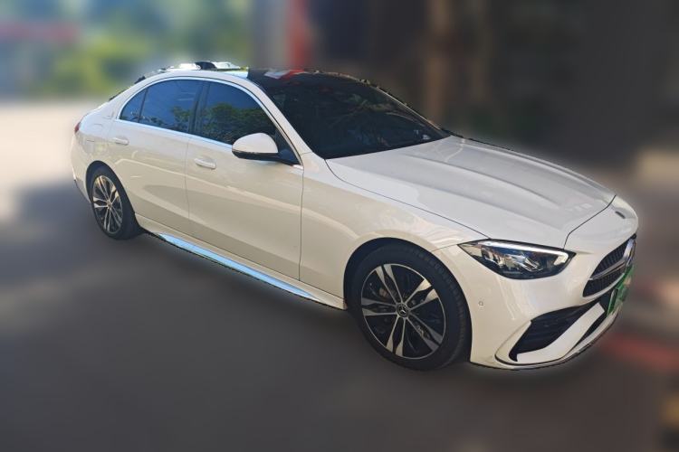 Used Mercedes-Benz C-Class New Energy 2023 Second Facelift C 350 eL Front Right 45 Deg