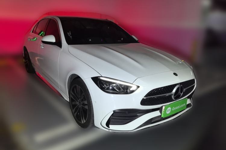 Used Mercedes-Benz C-Class New Energy 2023 Second Facelift C 350 eL Front Right 45 Deg