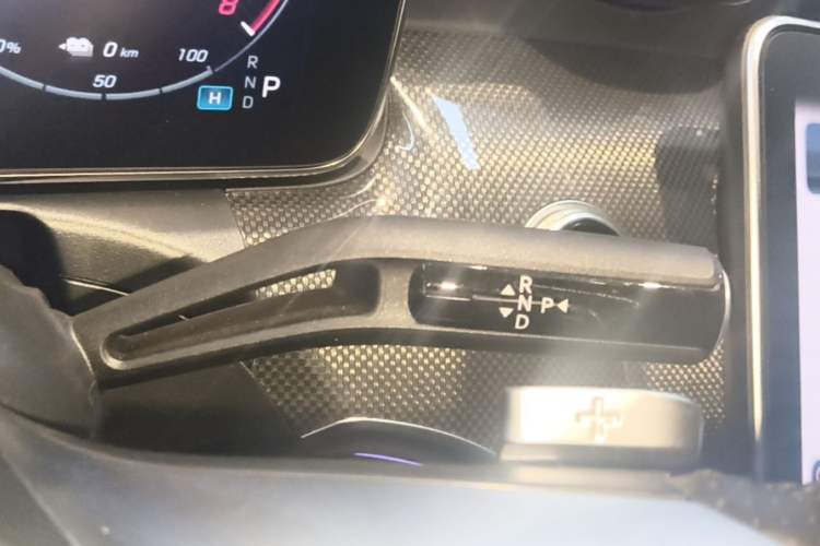 Used Mercedes-Benz C-Class New Energy 2023 Facelift C 350 eL Gear Lever