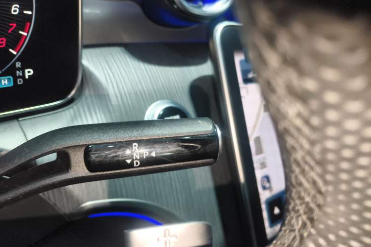 Used Mercedes-Benz C-Class New Energy 2023 Second Facelift C 350 eL Gear Lever