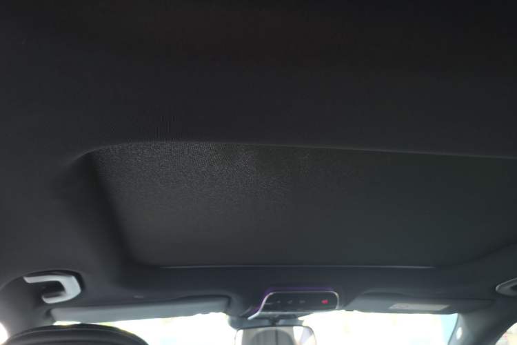 Used Mercedes-Benz C-Class New Energy 2023 C 350 eL Headliner