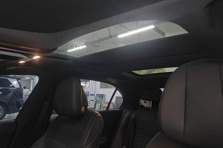 Used Mercedes-Benz C-Class New Energy 2023 C 350 eL Headliner