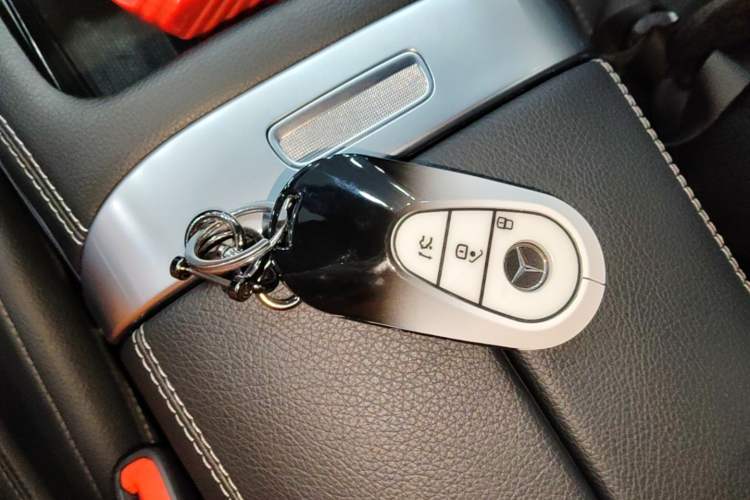 Used Mercedes-Benz C-Class New Energy 2023 Second Facelift C 350 eL Interior 1