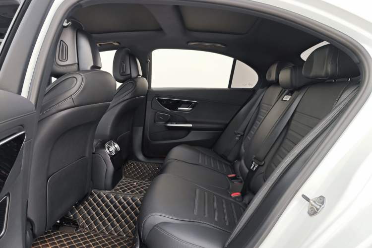 Used Mercedes-Benz C-Class New Energy 2023 Facelift C 350 eL Interior 4