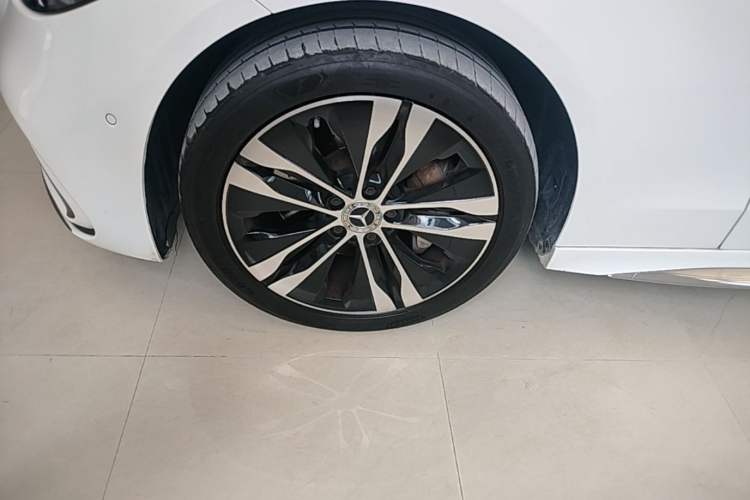 Used Mercedes-Benz C-Class New Energy 2023 Facelift C 350 eL Left Front Wheel Hub