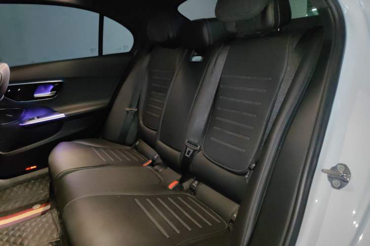 Used Mercedes-Benz C-Class New Energy 2023 C 350 eL Left Rear Seat