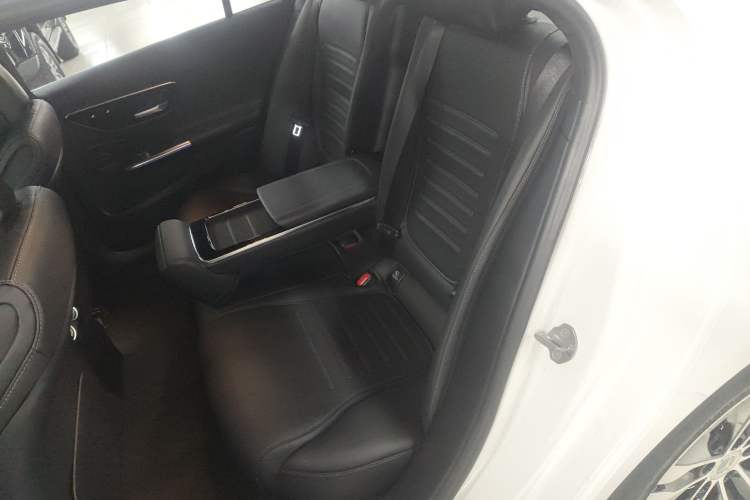 Used Mercedes-Benz C-Class New Energy 2023 C 350 eL Left Rear Seat