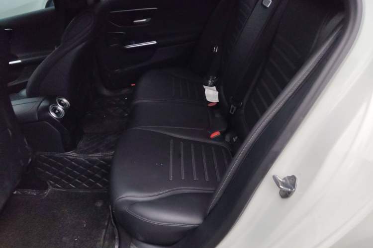 Used Mercedes-Benz C-Class New Energy 2023 C 350 eL Left Rear Seat