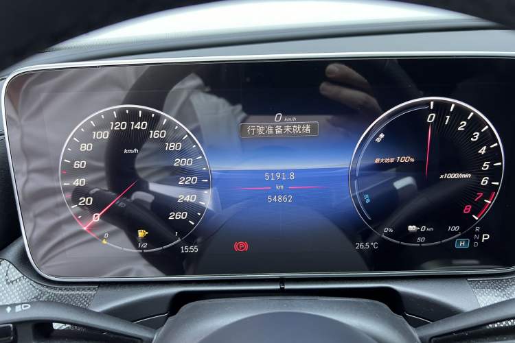 Used Mercedes-Benz C-Class New Energy 2023 C 350 eL Odometer Close Up