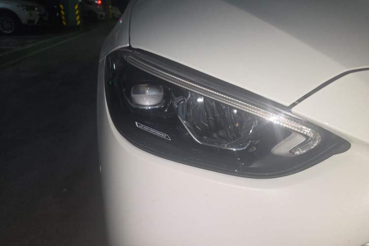 Used Mercedes-Benz C-Class New Energy 2023 C 350 eL Right Front Headlight