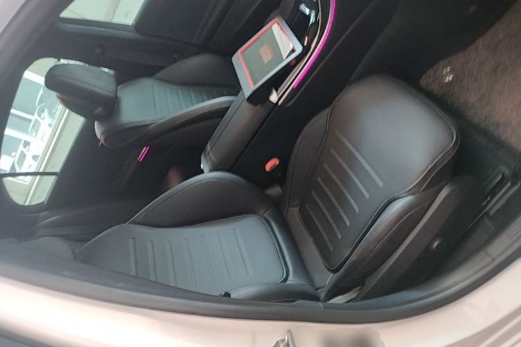 Used Mercedes-Benz C-Class New Energy 2023 Facelift C 350 eL Right Front Seat