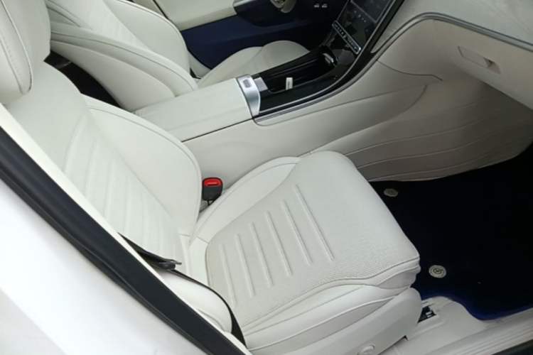Used Mercedes-Benz C-Class New Energy 2023 Facelift C 350 eL Right Front Seat