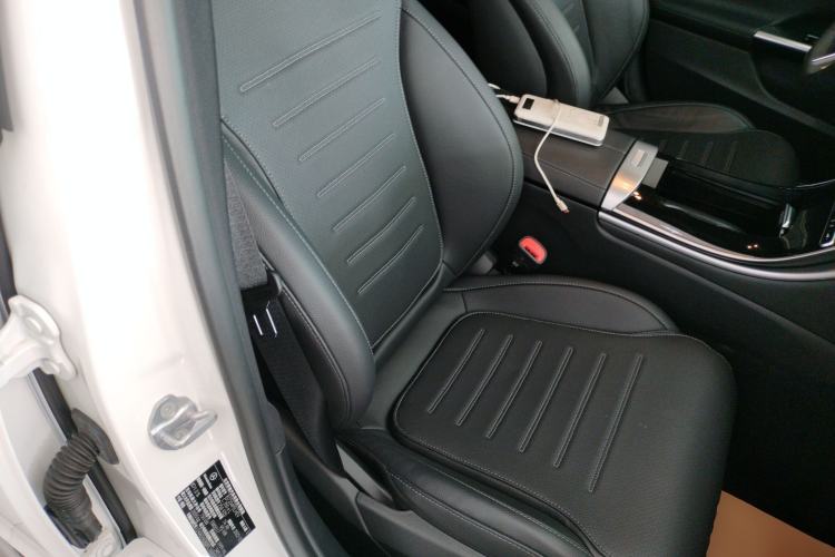 Used Mercedes-Benz C-Class New Energy 2023 C 350 eL Right Front Seat