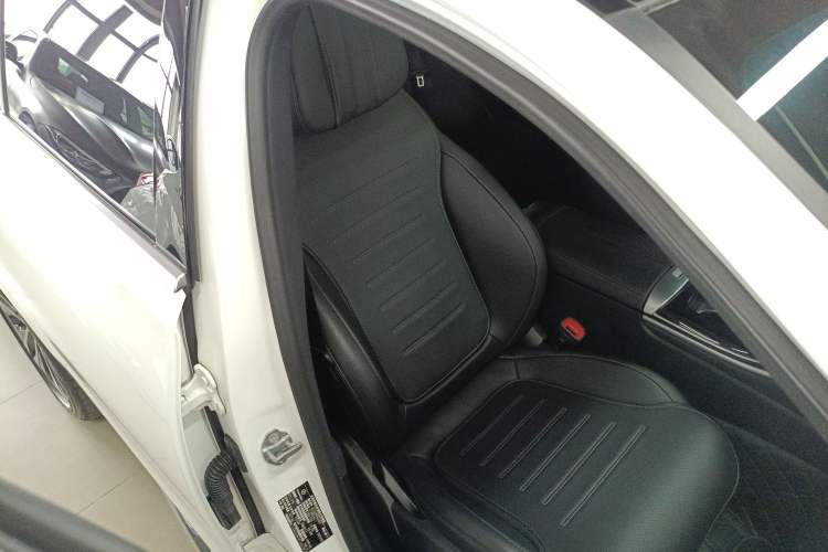 Used Mercedes-Benz C-Class New Energy 2023 Facelift C 350 eL Right Front Seat