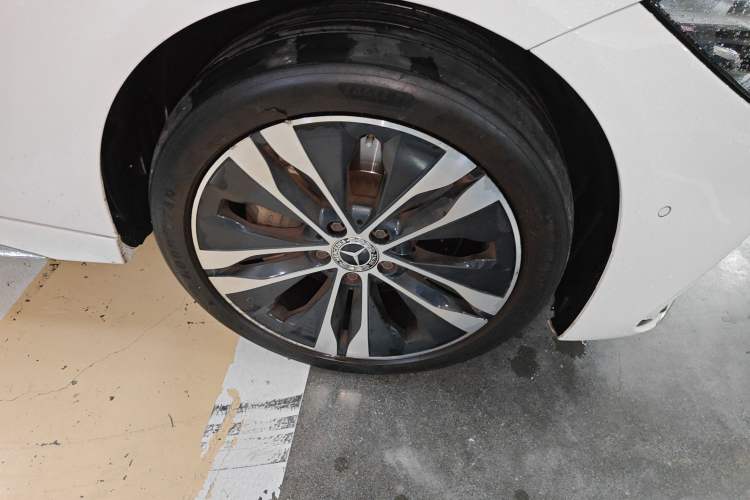 Used Mercedes-Benz C-Class New Energy 2023 C 350 eL Right Front Wheel Hub