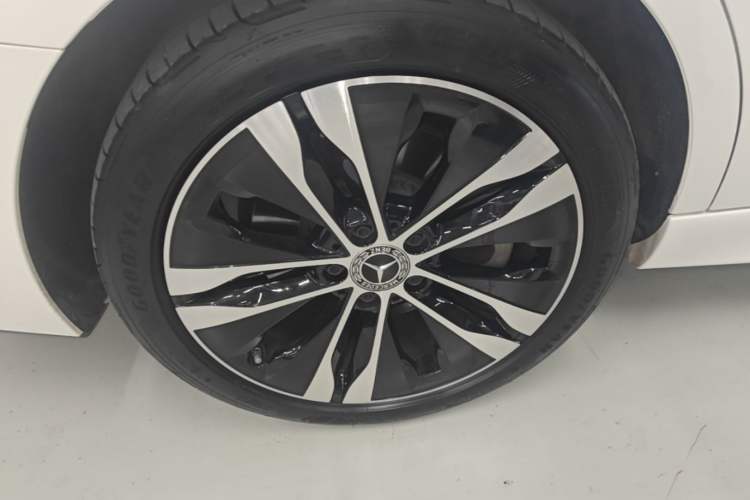 Used Mercedes-Benz C-Class New Energy 2023 C 350 eL Right Rear Wheel Hub