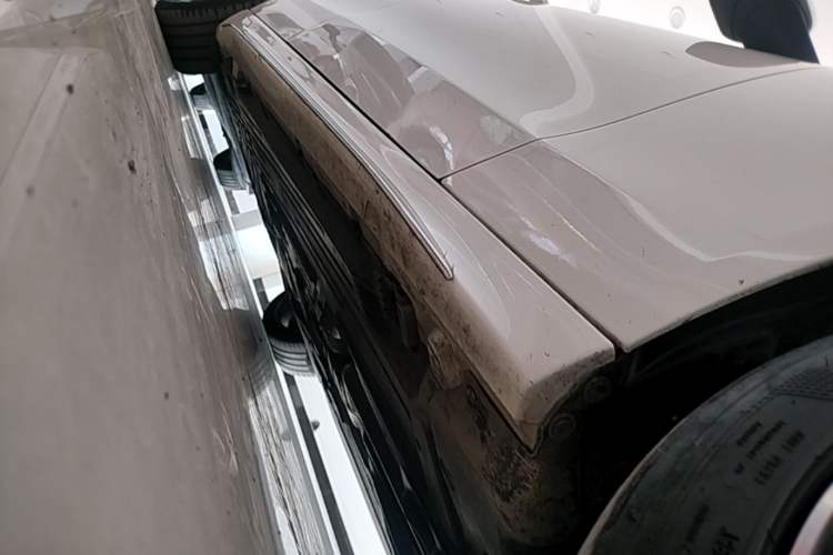 Used Mercedes-Benz C-Class New Energy 2023 Facelift C 350 eL Right Side Sill