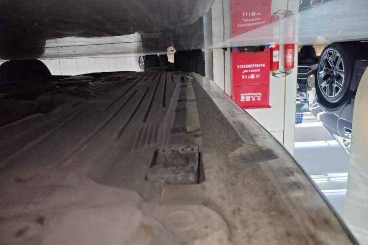 Used Mercedes-Benz C-Class New Energy 2023 Second Facelift C 350 eL Right Side Sill