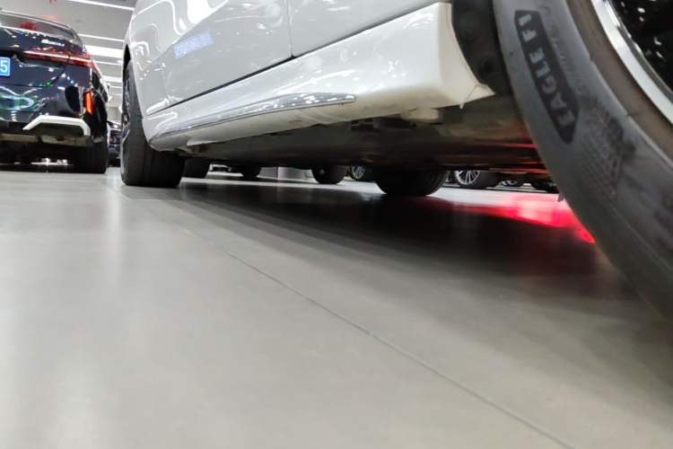 Used Mercedes-Benz C-Class New Energy 2023 Second Facelift C 350 eL Right Side Sill