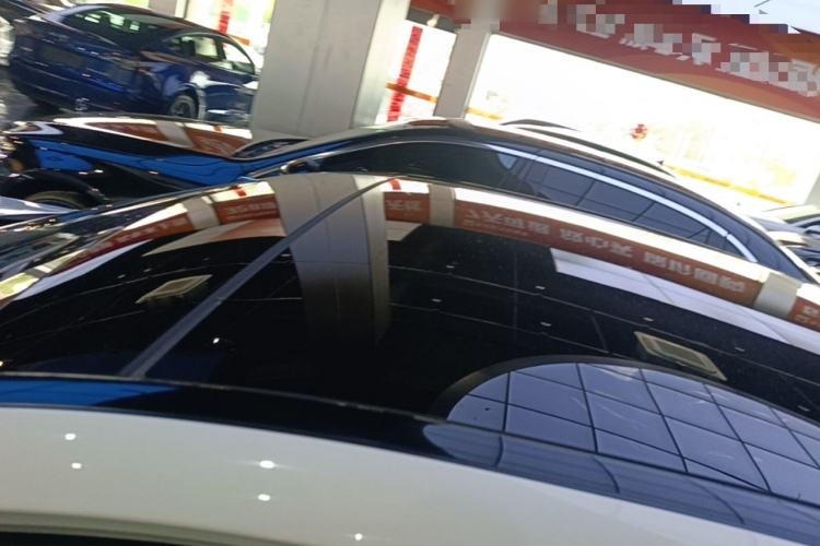 Used Mercedes-Benz C-Class New Energy 2023 Second Facelift C 350 eL Roof