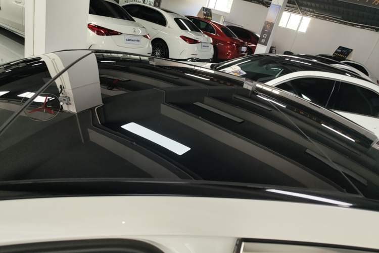 Used Mercedes-Benz C-Class New Energy 2023 C 350 eL Roof