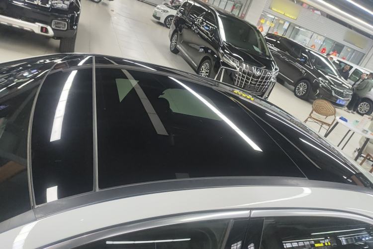 Used Mercedes-Benz C-Class New Energy 2023 C 350 eL Roof