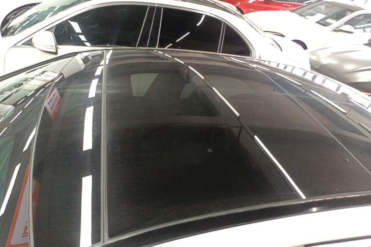 Used Mercedes-Benz C-Class New Energy 2023 Facelift C 350 eL Roof