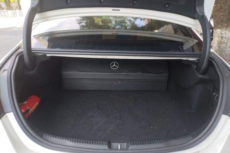 Used Mercedes-Benz C-Class New Energy 2023 Second Facelift C 350 eL Trunk