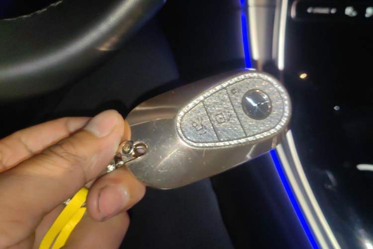 Used Mercedes-Benz C-Class New Energy 2023 C 350 eL Vehicle Key