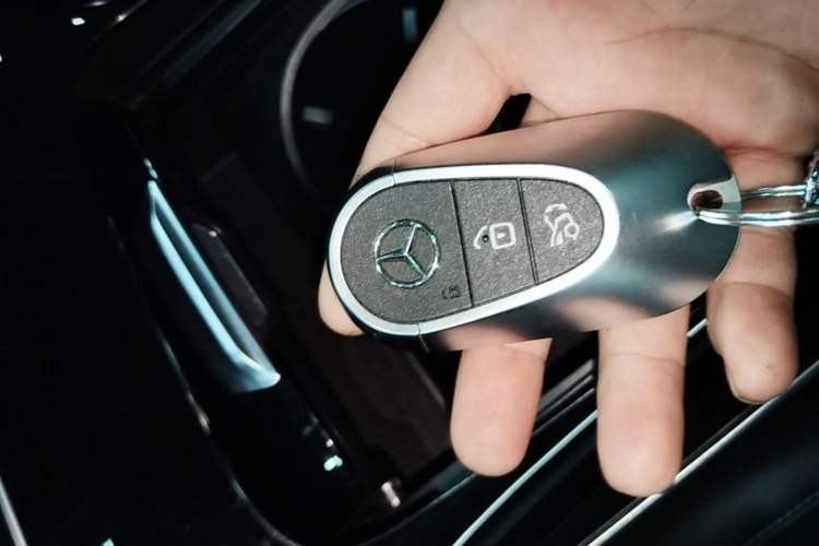 Used Mercedes-Benz C-Class New Energy 2023 C 350 eL Vehicle Key